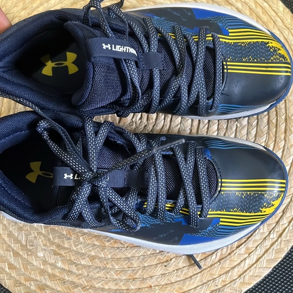 Under Armour Boys Lighting 5 Basketball Sneakers Size 3Y - Picture 11 of 11